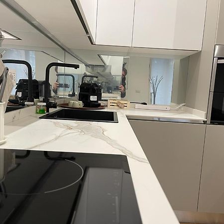 Kibilu - San Donato Vicinanze Irccs Policlinico Appartement San Donato Milanese Buitenkant foto