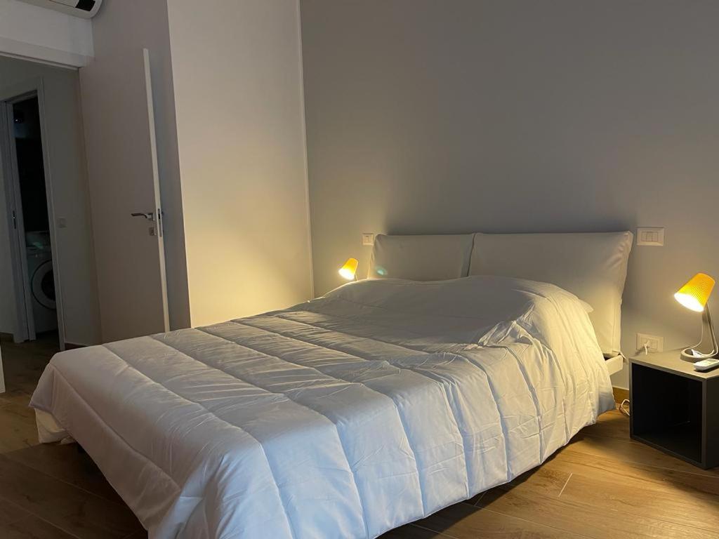 Kibilu - San Donato Vicinanze Irccs Policlinico Appartement San Donato Milanese Buitenkant foto