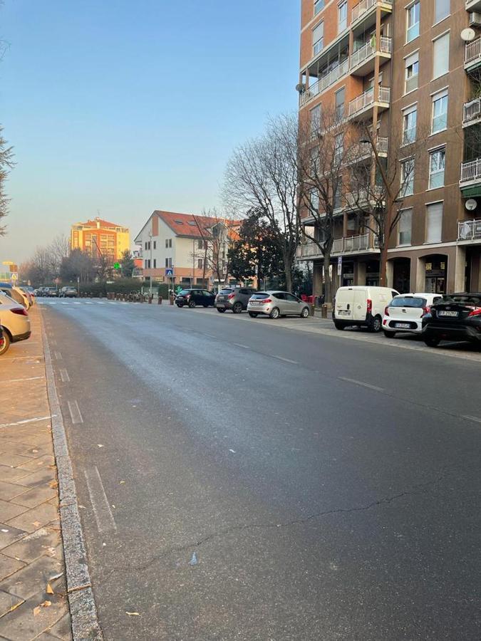 Kibilu - San Donato Vicinanze Irccs Policlinico Appartement San Donato Milanese Buitenkant foto