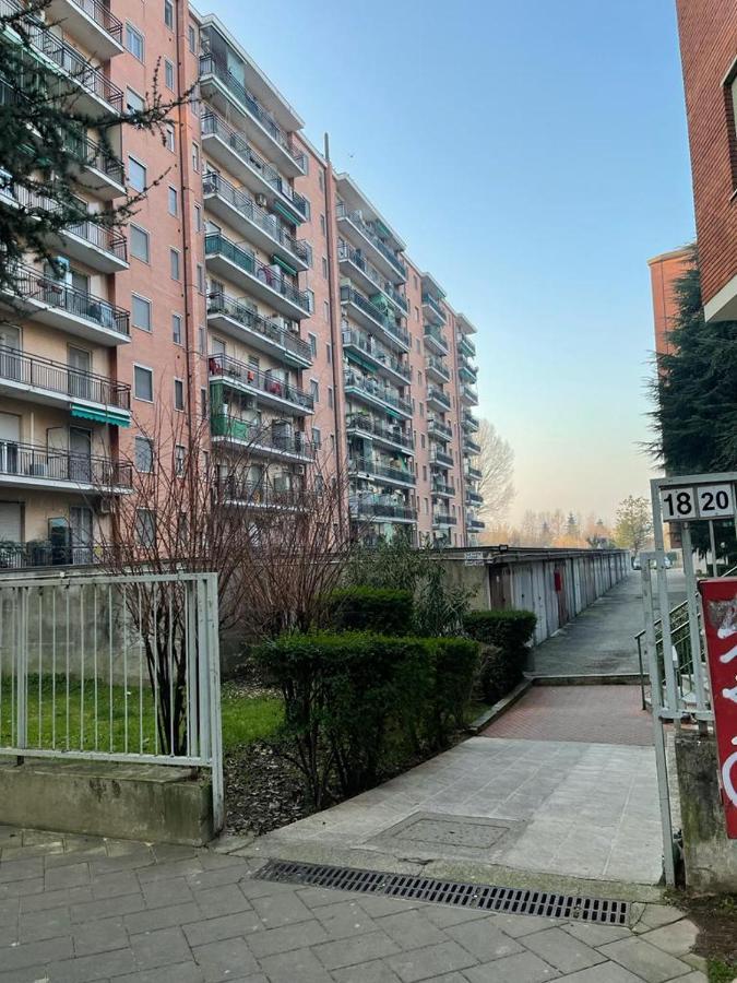 Kibilu - San Donato Vicinanze Irccs Policlinico Appartement San Donato Milanese Buitenkant foto