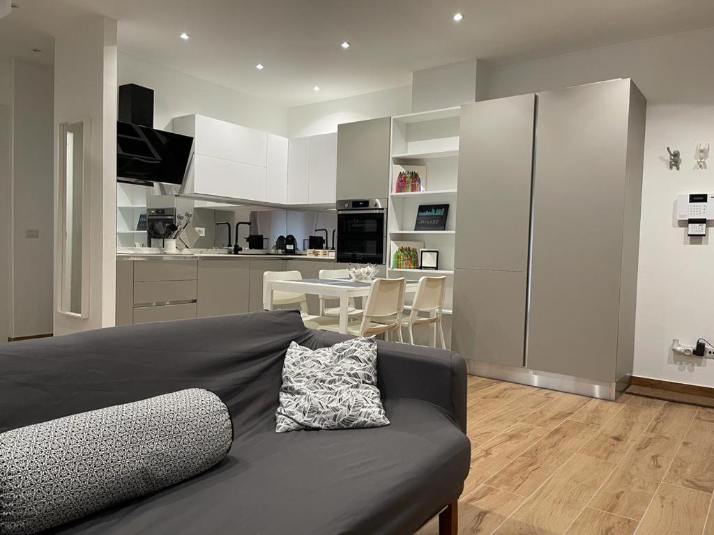Kibilu - San Donato Vicinanze Irccs Policlinico Appartement San Donato Milanese Buitenkant foto